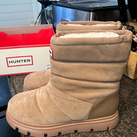 New Hunter Women’s Maribel Lug Sole Insulated Waterproof Snow Booties Boots Tan - Picture 5 of 15